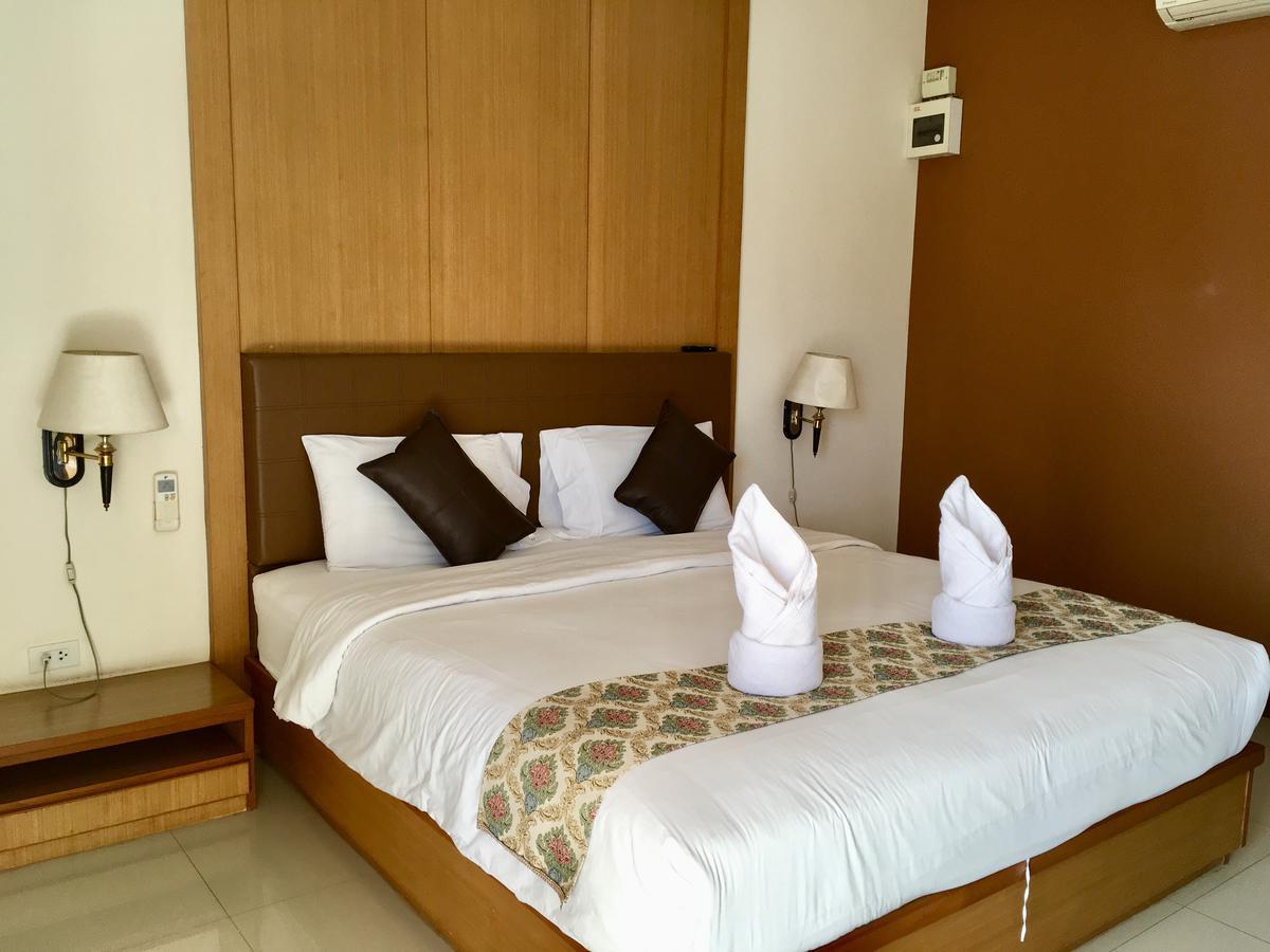Phetcharat Grand Hotel Maesot Meszot Kültér fotó