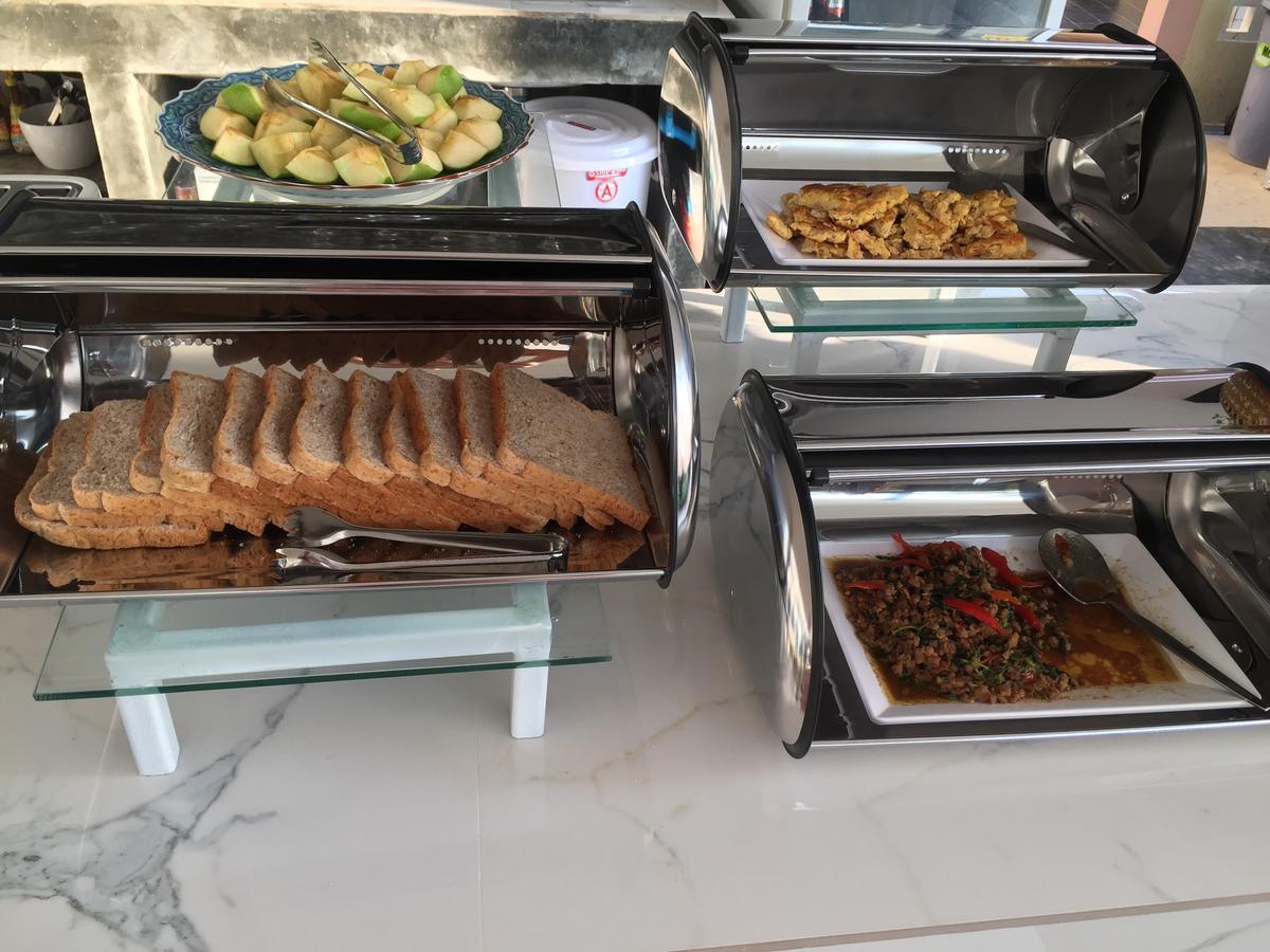 Phetcharat Grand Hotel Maesot Meszot Kültér fotó