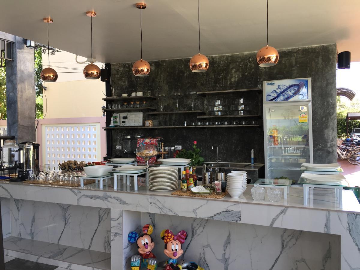 Phetcharat Grand Hotel Maesot Meszot Kültér fotó
