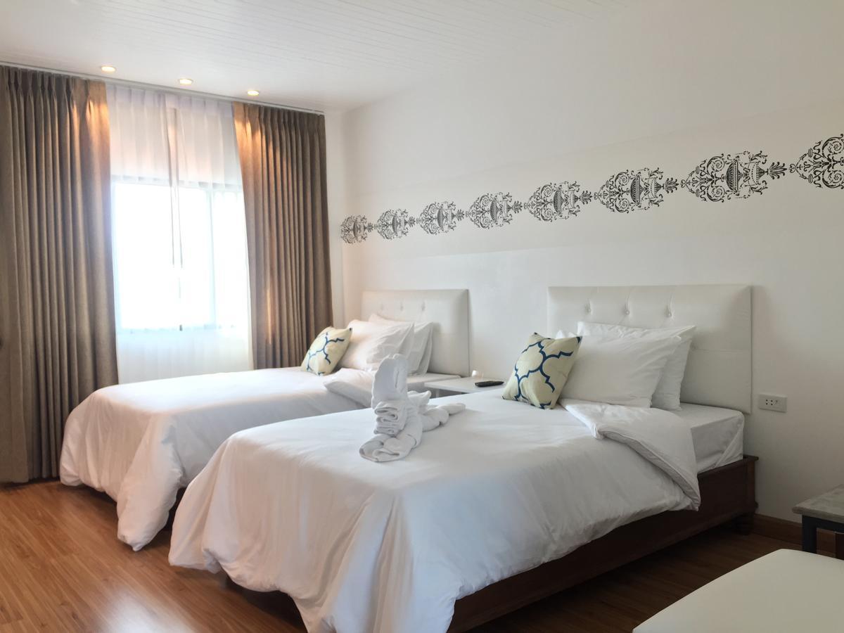 Phetcharat Grand Hotel Maesot Meszot Kültér fotó
