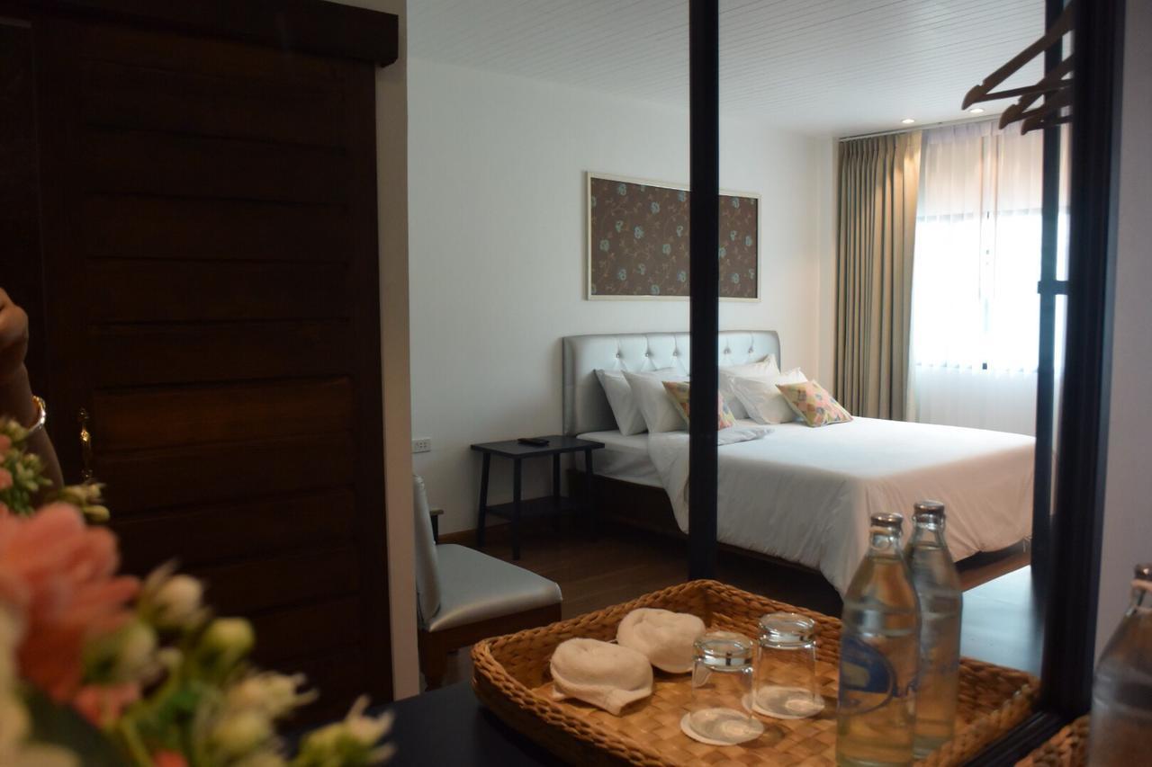 Phetcharat Grand Hotel Maesot Meszot Kültér fotó
